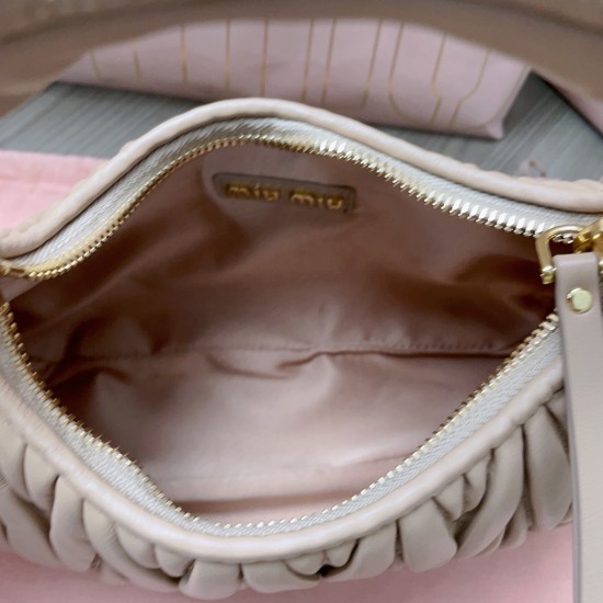 Wander Handbag