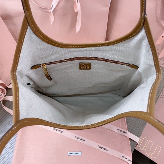 tote