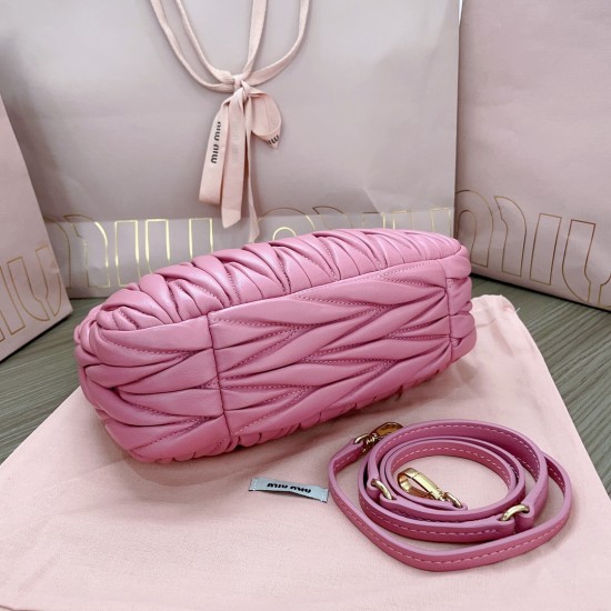 Wander Handbag
