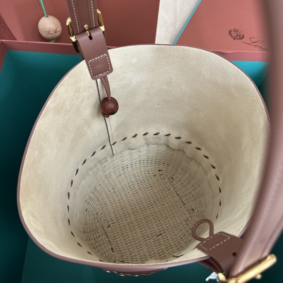 Cedar Bamboo Bucket Bag