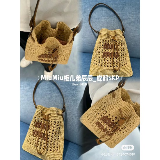 knitted bag