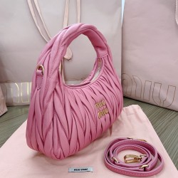 Wander Handbag