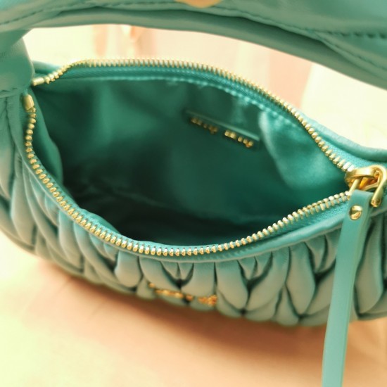 Wander Handbag