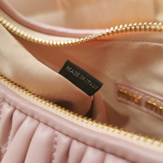 Wander Handbag