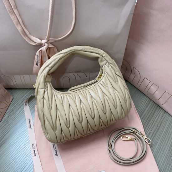 Wander Handbag