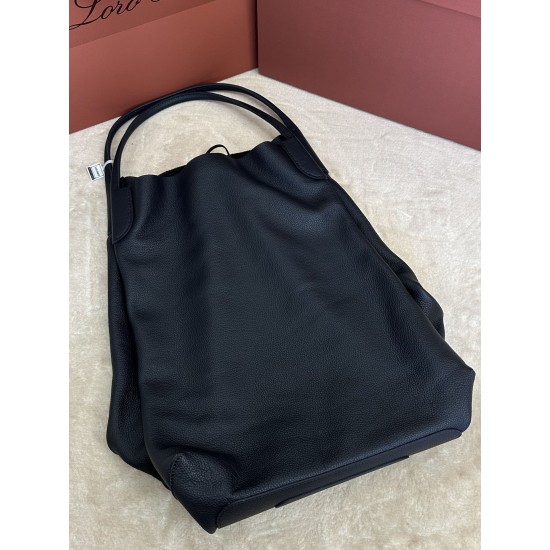 Bale Hobo Oversized Bucket Bag