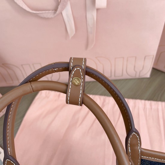 tote