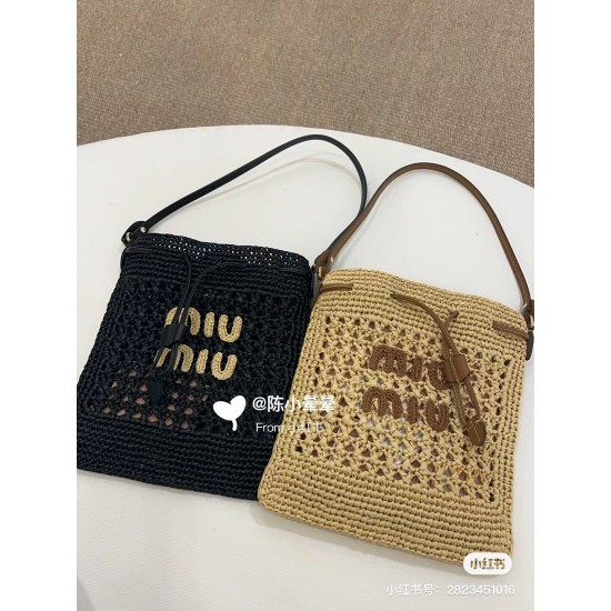 knitted bag