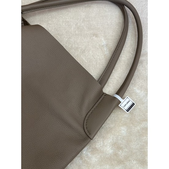 Bale Hobo Oversized Bucket Bag