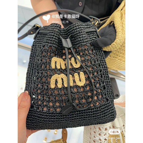 knitted bag