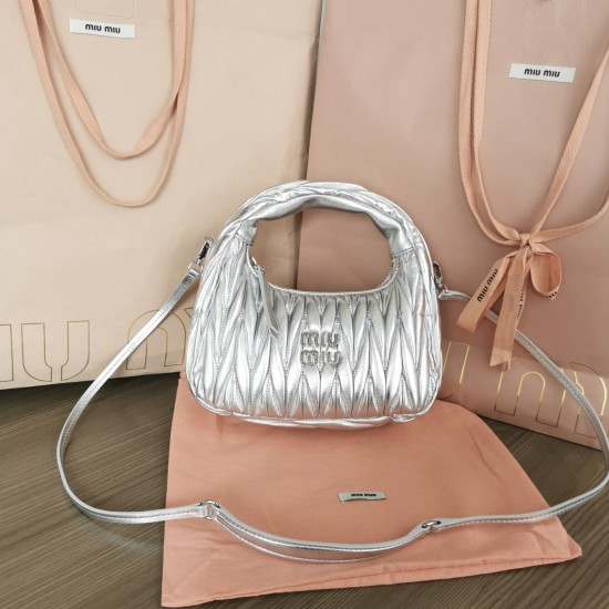 Wander Handbag