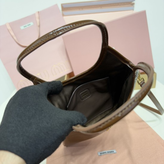 Naplak Ivy Handbag