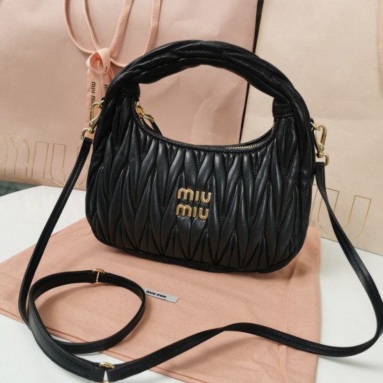 Wander Handbag