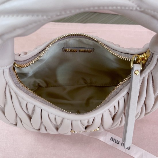 Wander Handbag