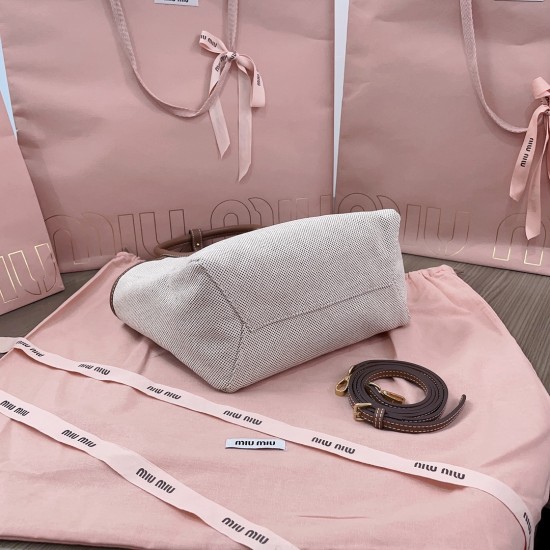 tote