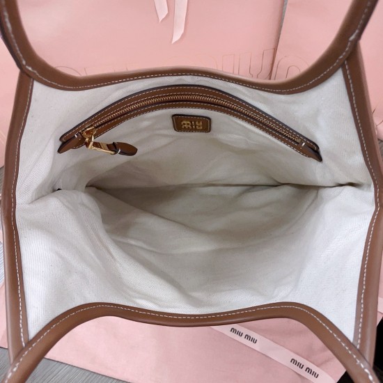 tote